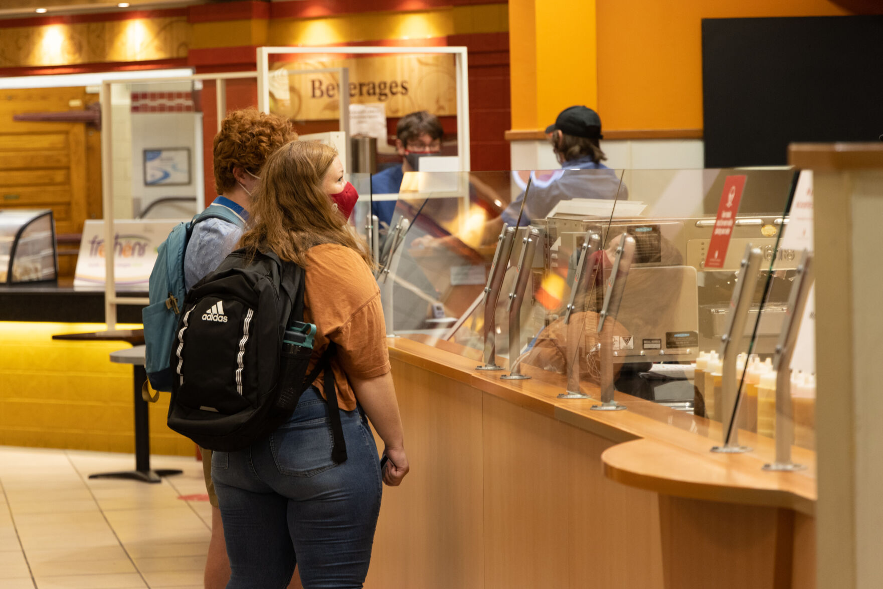 Quiznos line